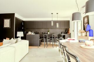  Maison � vendre 8 pi�ces 300 m�