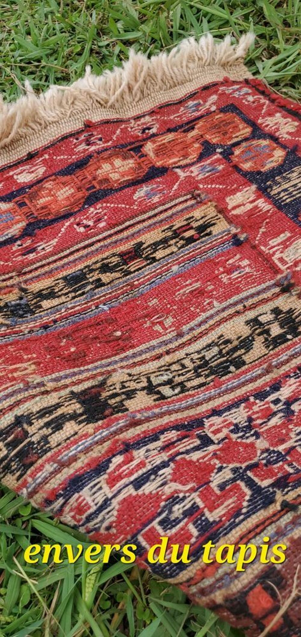 SOUMAK tapis laine nou&eacute; main Décoration