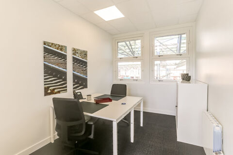 Espace de bureau privé pour 2 personnes à Amiens Station 569 80000 Amiens