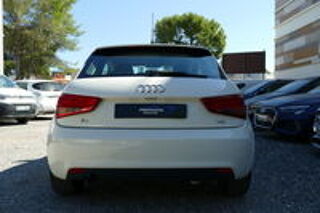 A1 Sportback 1.6 TDI 105 Ambiente (5 CV) 2011 occasion 13600 La Ciotat