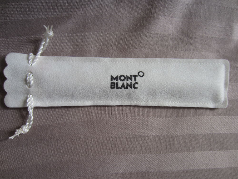 stylo &agrave; encre vintage plume or MONTBLANC 18crts 