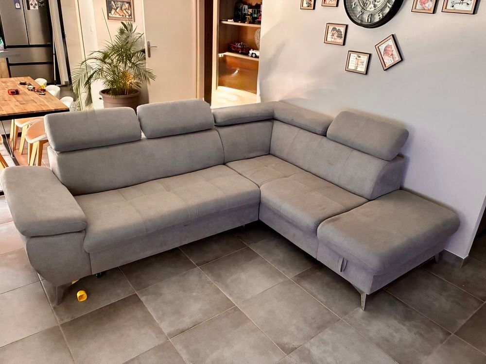 Canap&eacute; d'angle 4 places convertible avec coffre de rangement Meubles