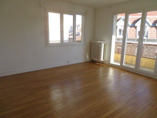  Appartement à louer 3 pièces 66 m²