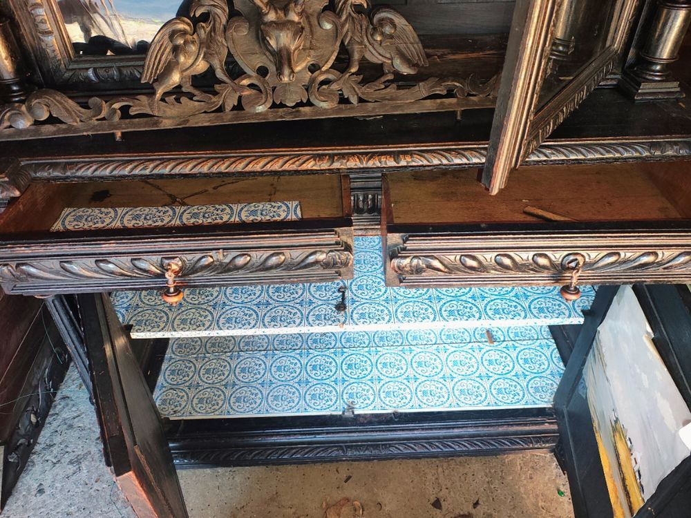 gros buffet et deux vaisseliers Meubles