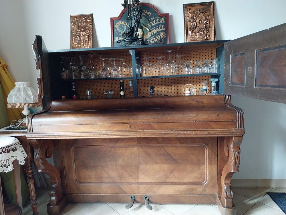 un piano bar Meubles
