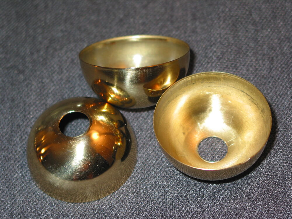 1 UN Cache Douille Demi-Sph&egrave;re Laiton poli Demi sph&egrave;re, cach Bricolage