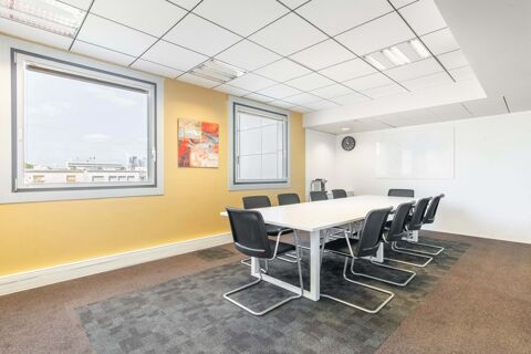 Acc&egrave;s tout inclus &agrave; des espaces de bureau professionnels pour 10 personnes &agrave; Levallois-Perret Anatole France 3176 92300 Levallois-perret