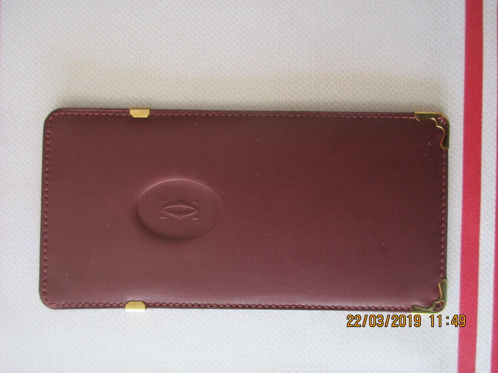 ETUI &agrave; LUNETTES CARTIER Maroquinerie