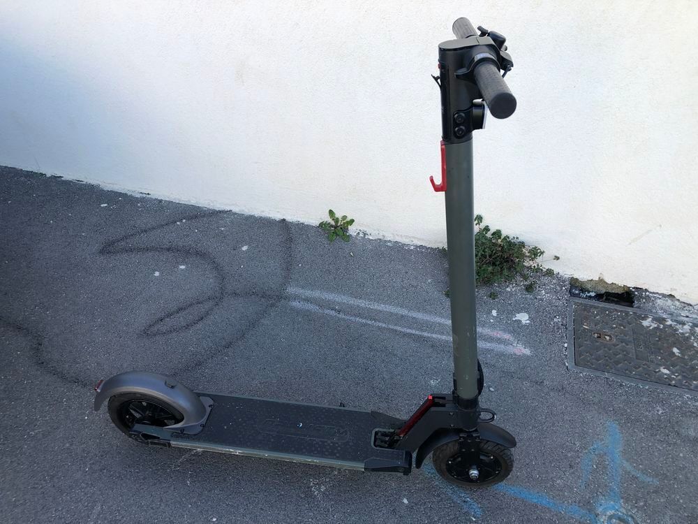 trottinette &eacute;lectrique Sports