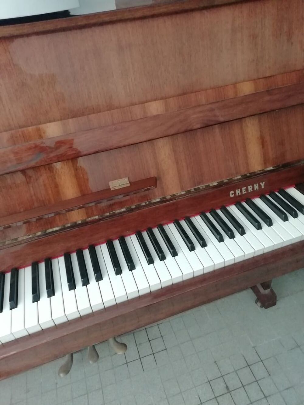 PIANO A SAISIR Instruments de musique
