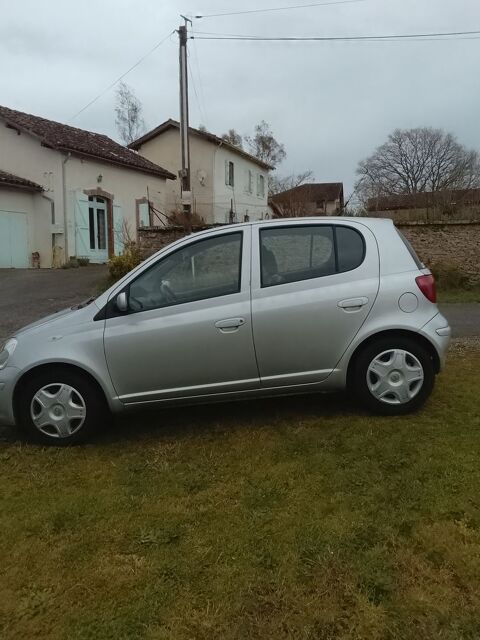 Toyota Yaris 85 VVT-i Creative 2005 occasion Pujo-le-Plan 40190