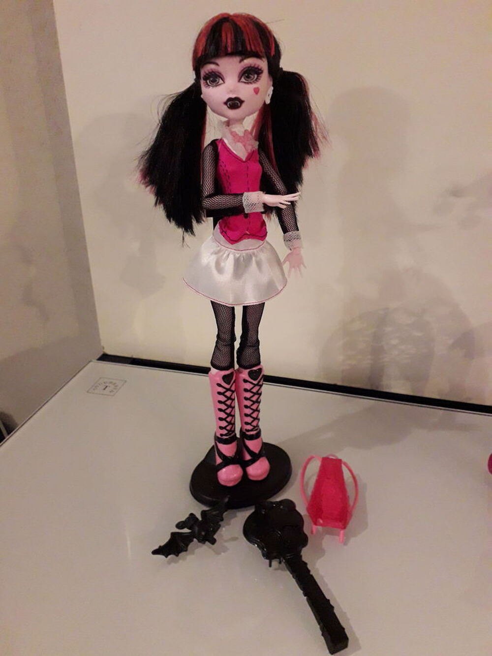 Vends poup&eacute;e Monster High Draculaura Jeux / jouets