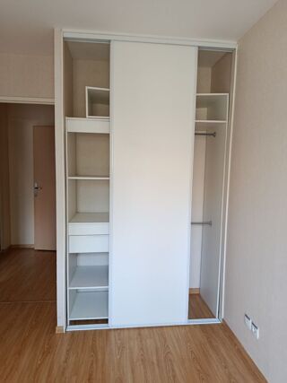 Appartement à louer 3 pièces 63 m²