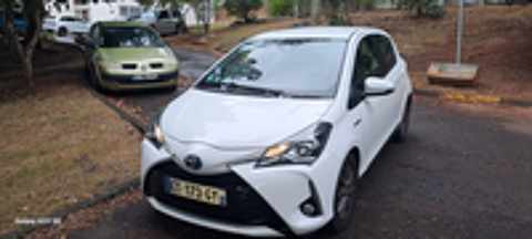 Yaris Hybride Pro 100h Dynamic Business 2018 occasion 97419 La Possession