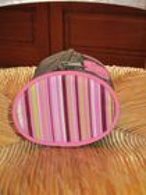 Trousse de voyage ray�e violet neuve et autres mod�les 0 M�rignies (59)