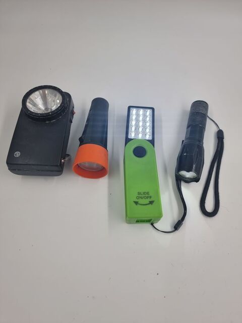 Lot de lampes de poche Vulbens (74)