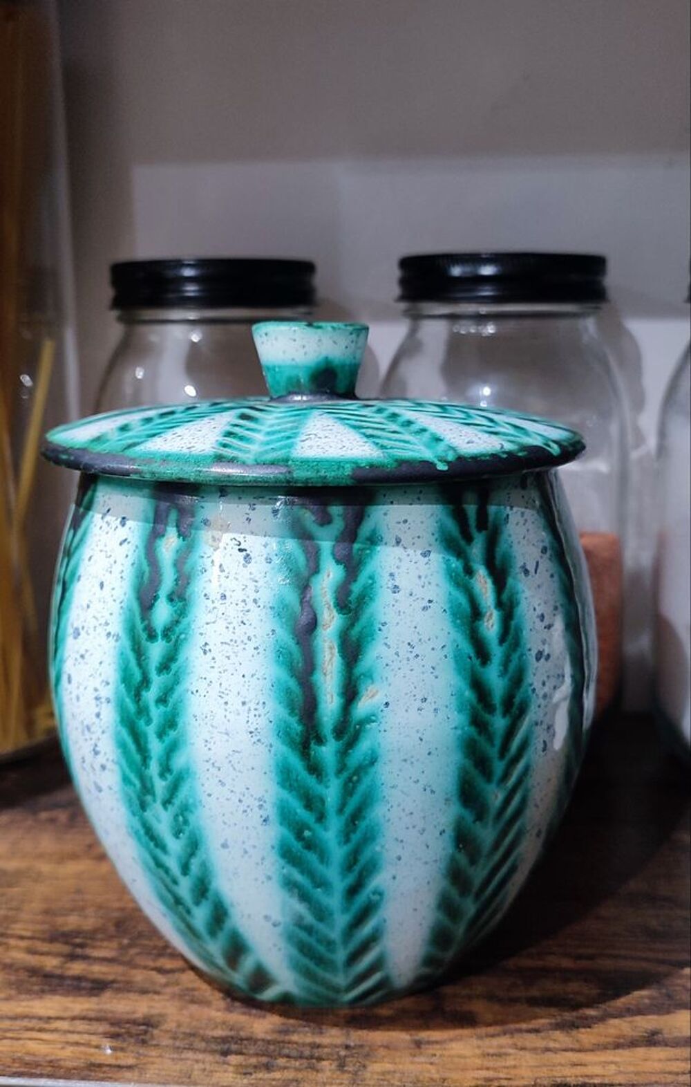 Pot couvert c&eacute;ramique Vallauris par Charles Voltz 