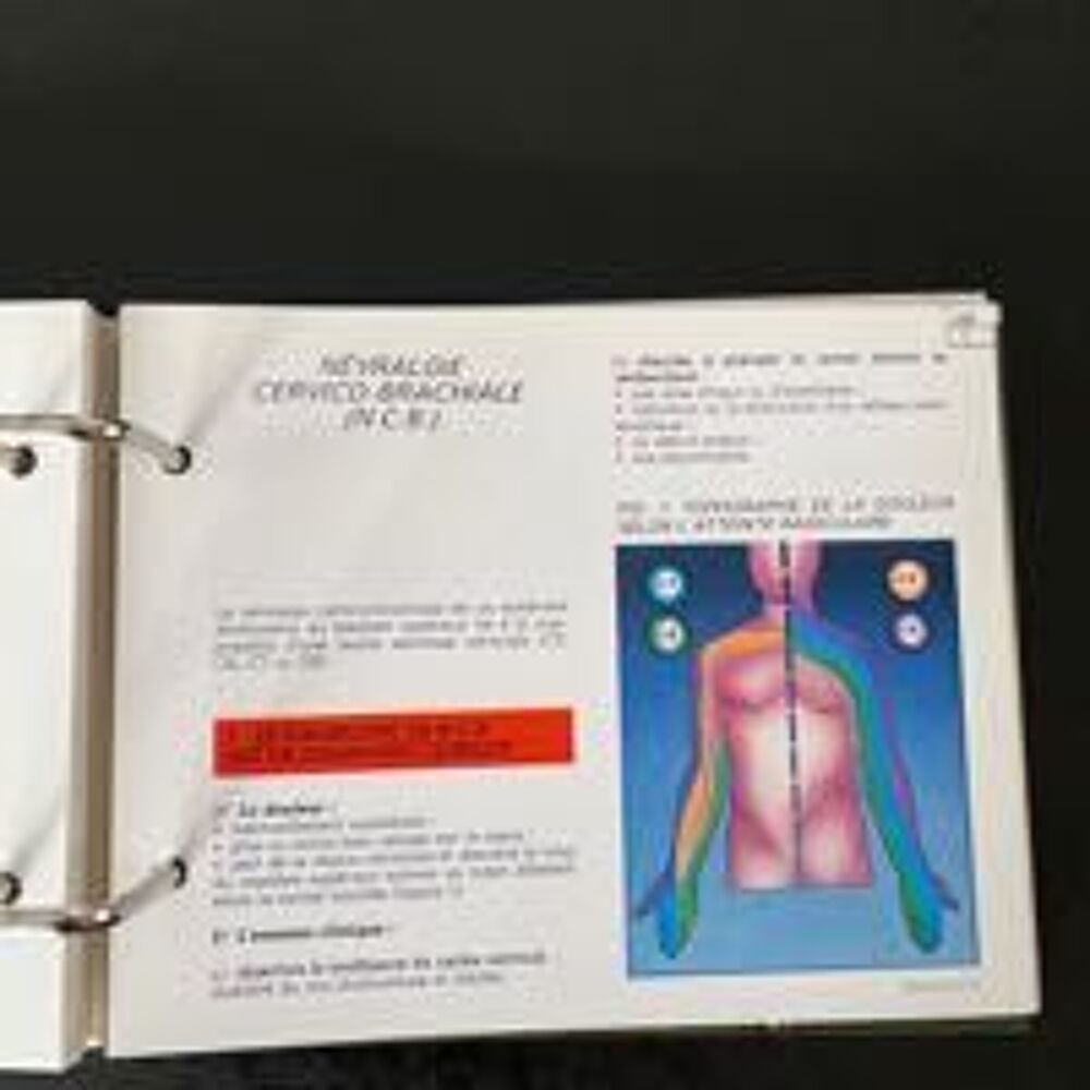 Encyclop&eacute;die " L'univers m&eacute;dical " Livres et BD