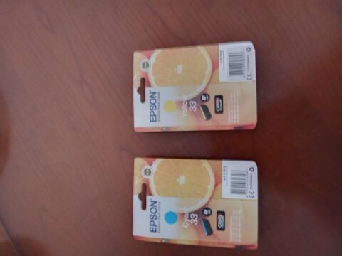 Cartouches d'encre Epson cyan 33 et yellow 33 10 Feigres (74)