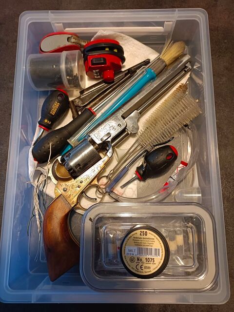 Bo�te 250 AMORCES pour REPLIQUES UBERTI & PIETTA PoudreNoire 0 Chantilly (60)