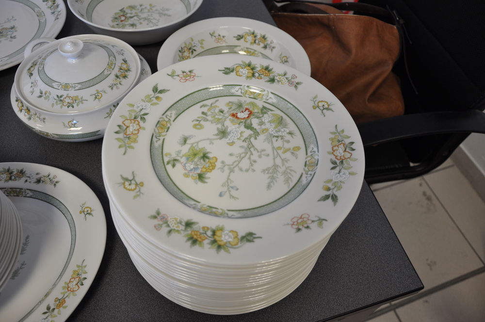 Service vaisselle Royal Doulton Cuisine