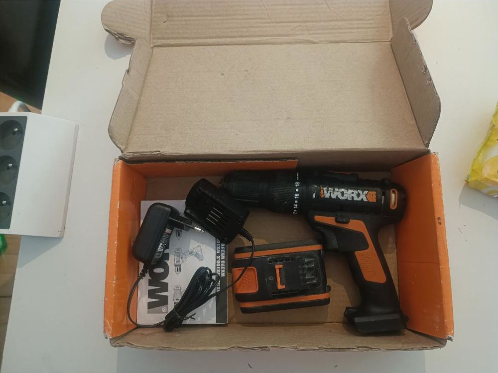 Perceuse-visseuse Worx sans fil 20V Bricolage
