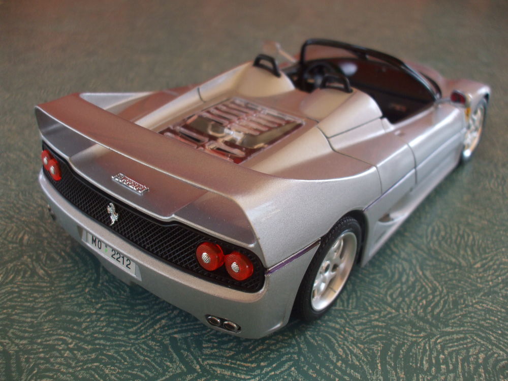 REF: 3372 FERRARI F50 CABRIOLET GRIS M&Eacute;TAL 1995 Jeux / jouets