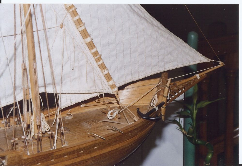 Maquette d'une tartane arm&eacute;e en guerre Décoration