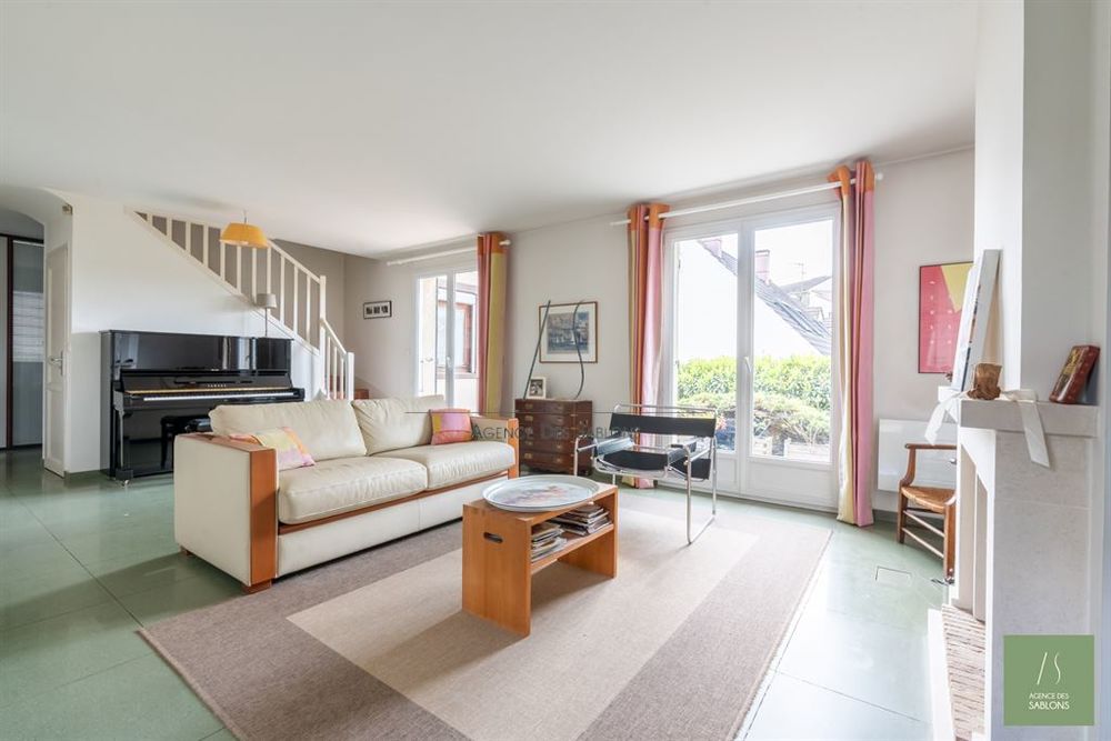 vente Maison - 9 pièce(s) - 180 m² Montesson (78360)