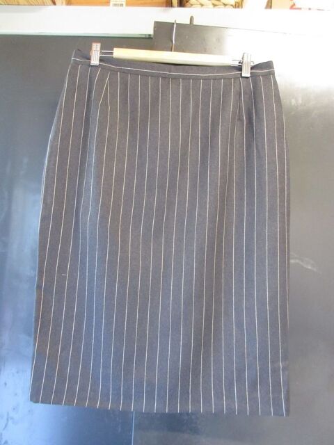 Jupe grise � rayures 6 Jury (57)