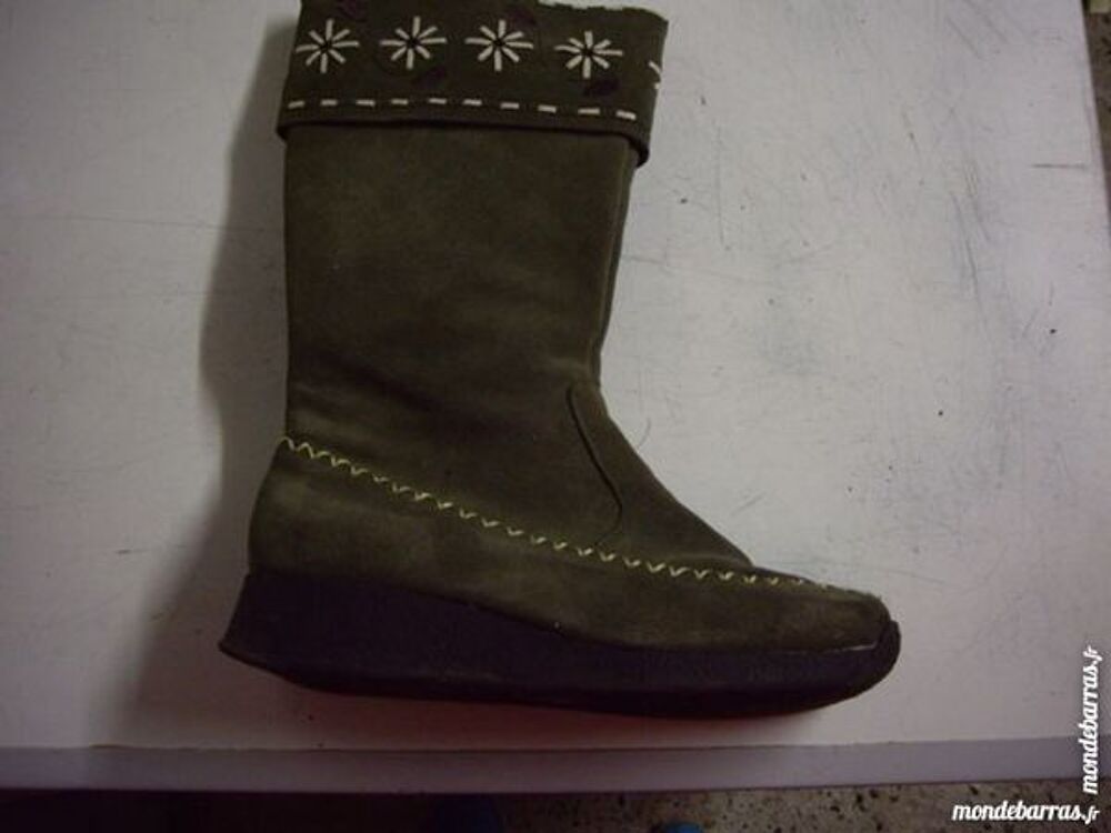 Bottes Kaki &agrave; bande imprim&eacute;e mollet pt 38 Chaussures