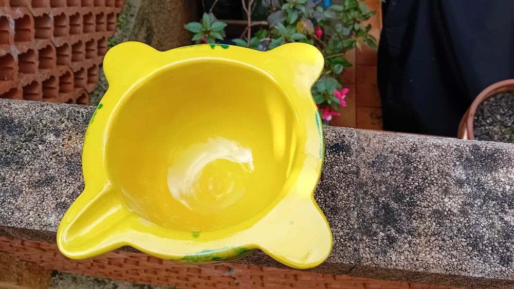 MORTIER EN CERAMIQUE JAUNE ET SON PILON EN BOIS SUPERBE VALAURIS? Décoration