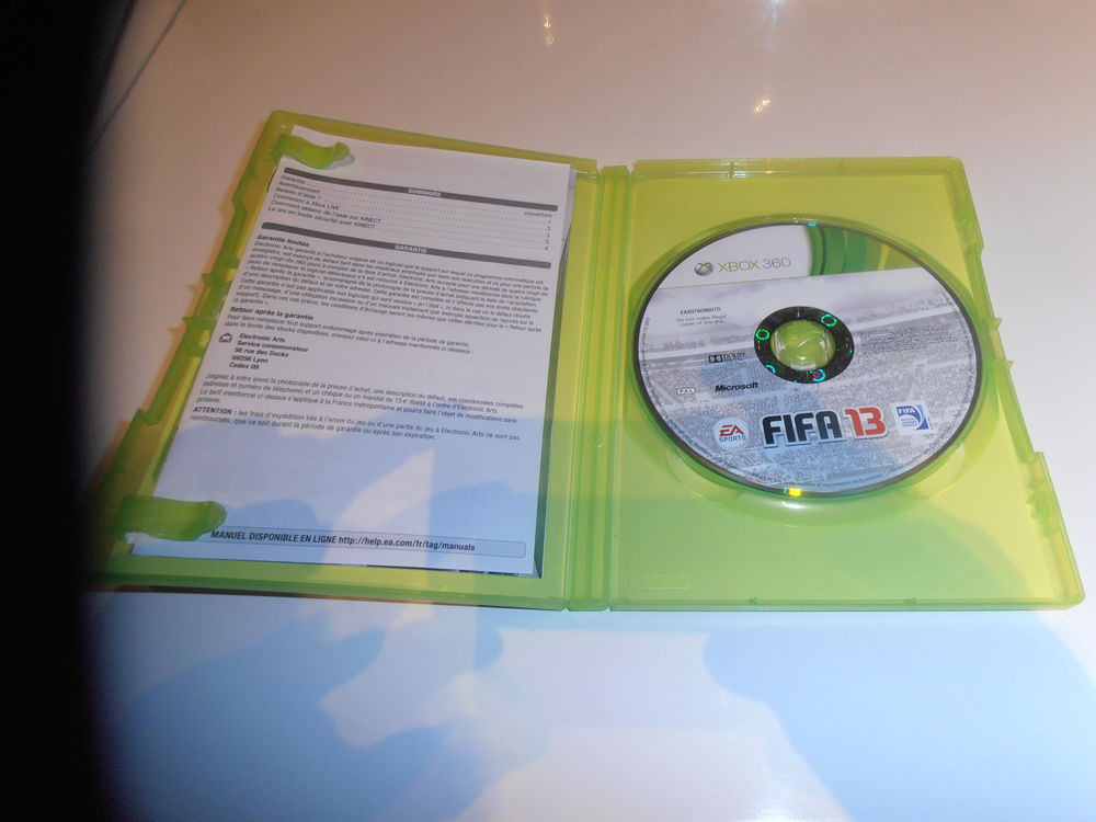 Jeu XBOX 360 - Fifa 13 (26) Consoles et jeux vidéos
