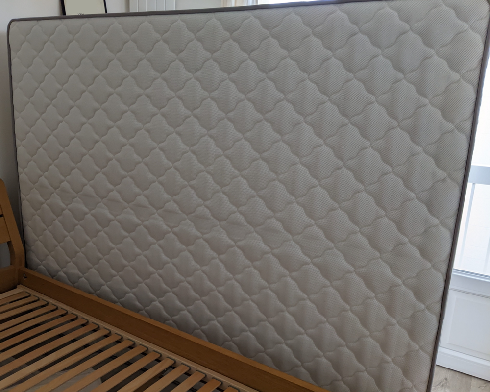 Matelas 2 personnes 160 x 200 cm Treca tr&egrave;s bon &eacute;tat Meubles