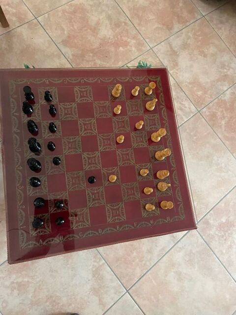 Jeu d'�chec Saint-Pierre-le-Vieux (85)