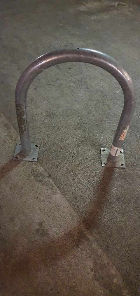 arceau de protection metal anti parking Roquebrune-Cap-Martin (06)