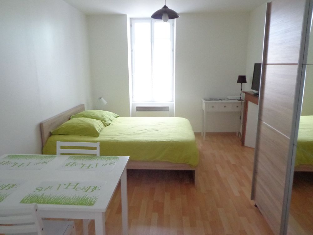   Appartement d'hôte pour 2 personnes 3 nuits minimum. Limousin, Guéret (23000)
