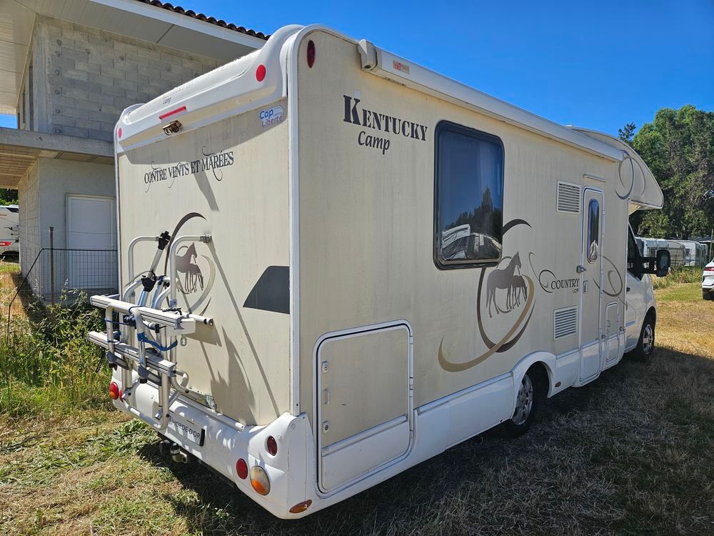  2013 occasion 83400 HYERES