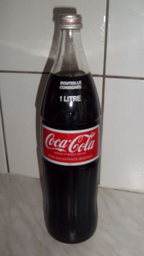 Coca-cola collector bouteille  1 litre en verre 100 Colombier-Fontaine (25)