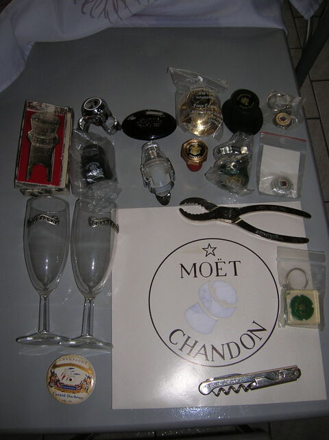 objets divers de champagne 20 Reims (51)