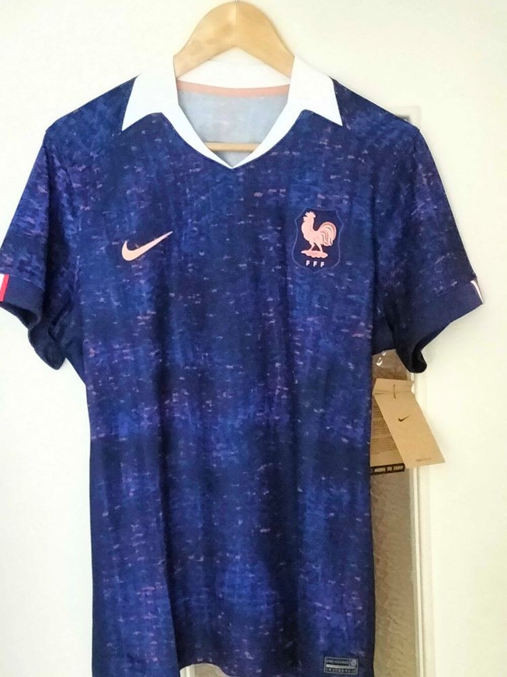 Maillot officiel de foot de l'&eacute;quipe f&eacute;minine Sports