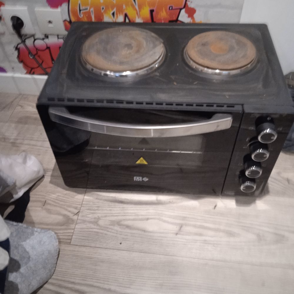 Mini four marque FAR double plaque de cuisson combin&eacute; Electroménager