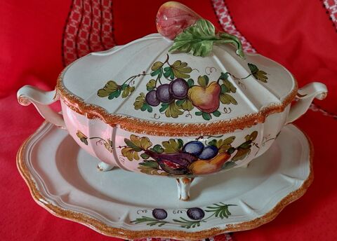 Soupi�re 12 Le Plessis-Bouchard (95)