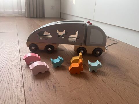 Camion en bois Janod 8 Issy-les-Moulineaux (92)