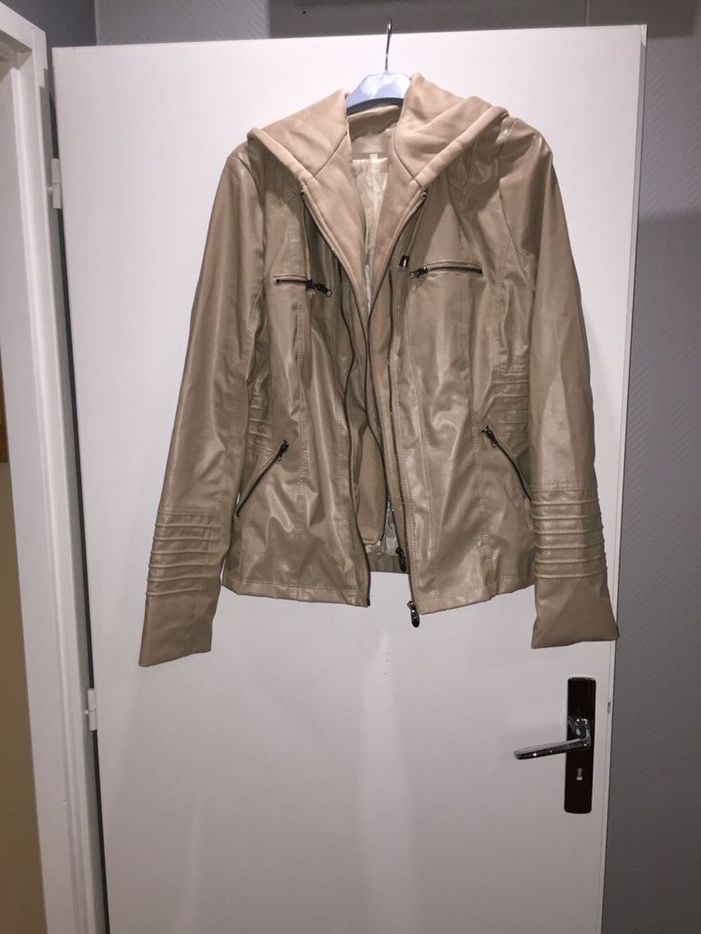blouson beige Vêtements