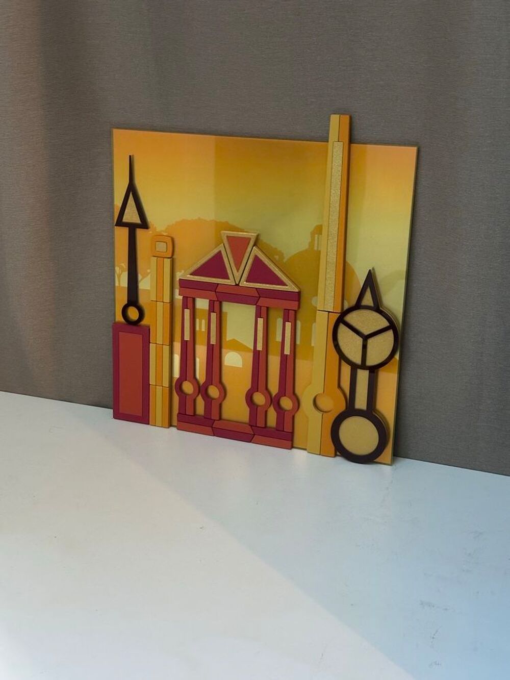 Pr&eacute;sentoir Rolex Officiel - Rare PLV de Vitrine Jaune - Design G&eacute;om&eacute;trique 
