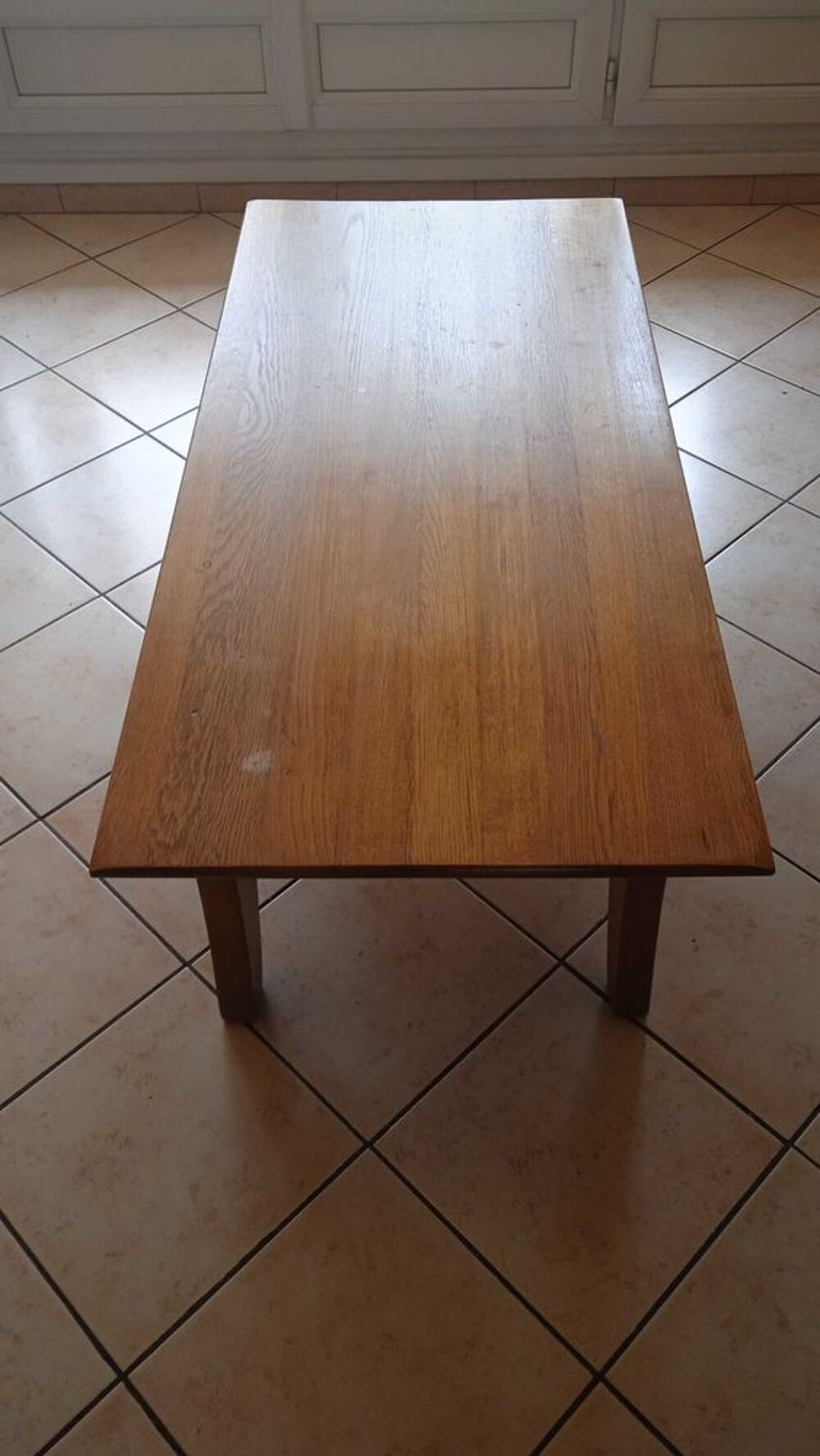 Belle table basse ch&ecirc;ne massif Meubles