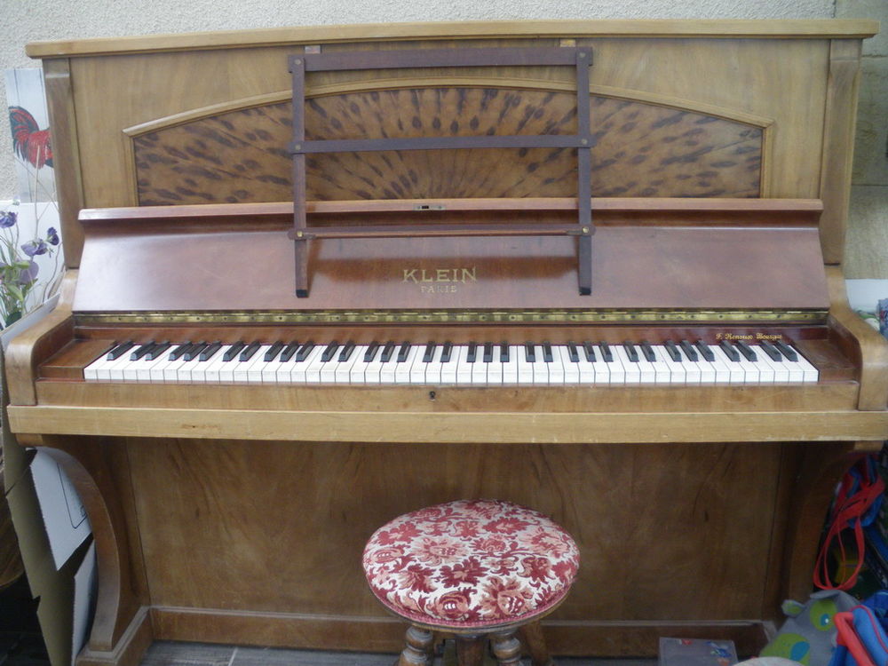 Piano droit Klein Instruments de musique