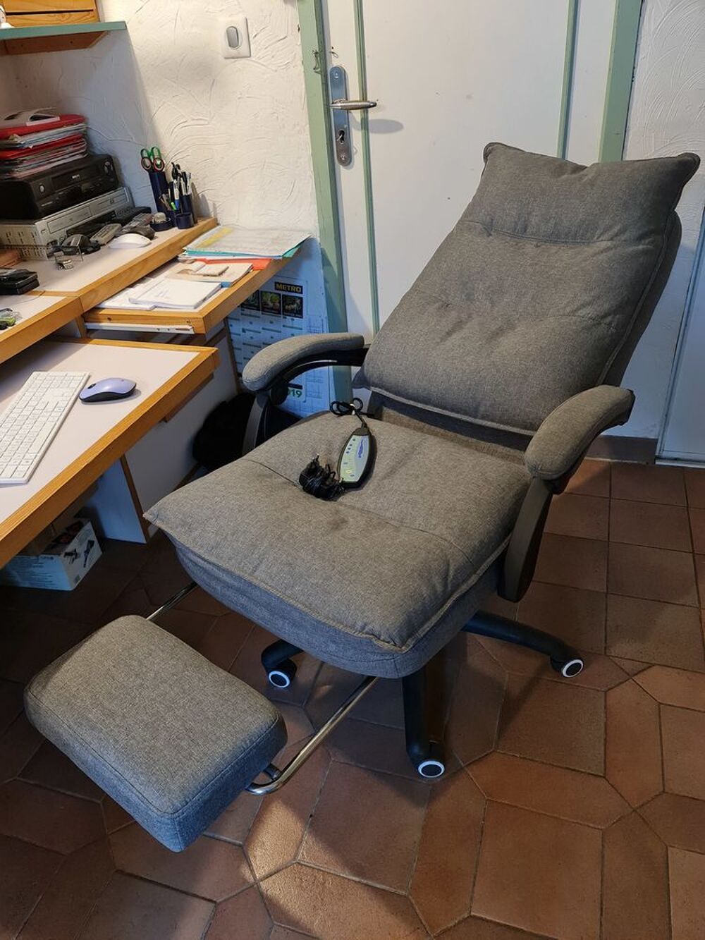  FAUTEUIL DE BUREAU (massant) NEUF Meubles