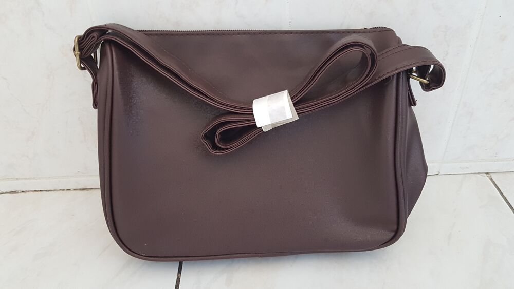 Sac a main Ted Lapidus NEUF Maroquinerie
